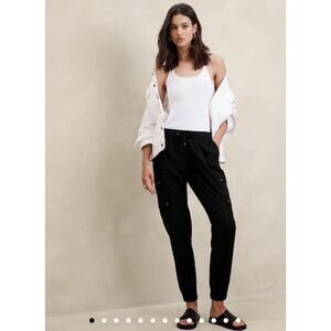 Banana Republic Factory Size L Petite Tencel Cargo Pull On Jogger Black Stretch
